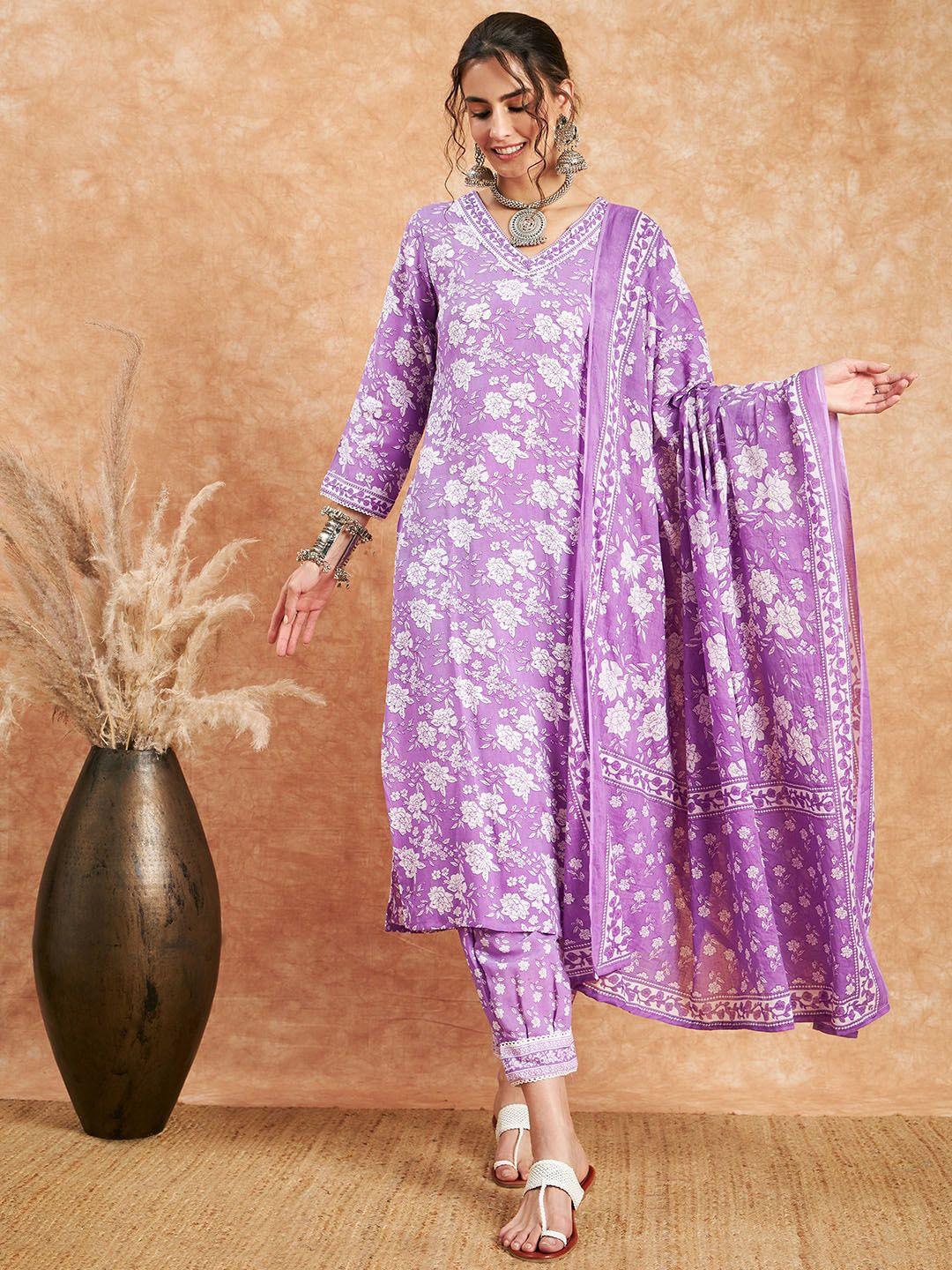 sangria printed straight kurta with trouser & dupatta set