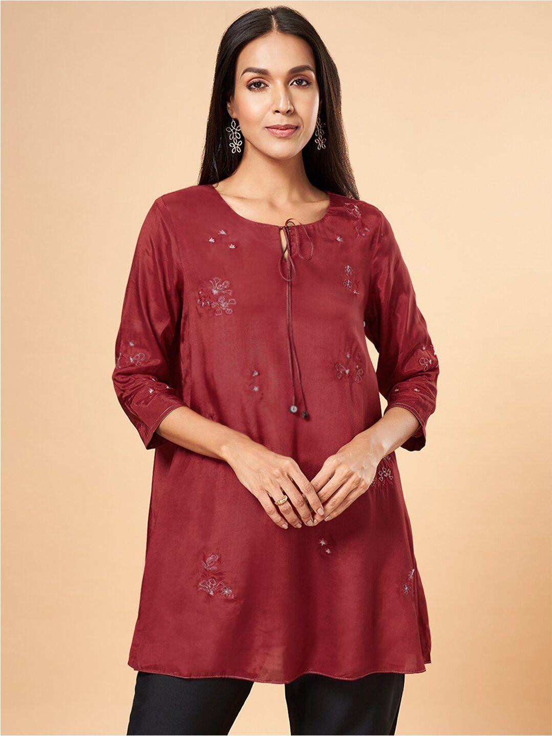 marigold lane embroidered ethnic tunic