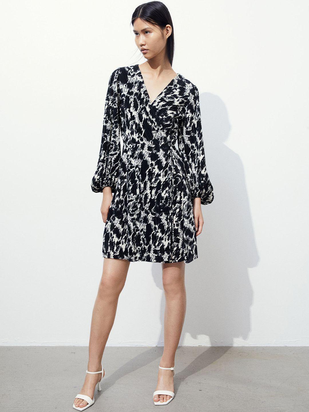 h&m pliss wrap dress