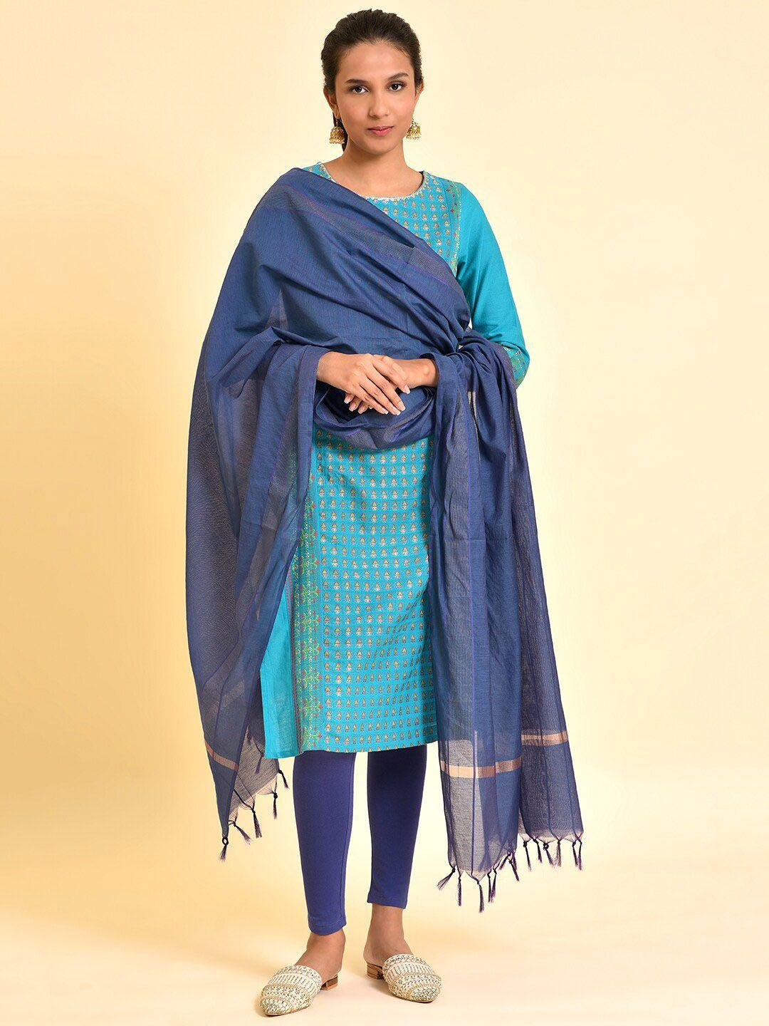 w dupatta with tasseled border