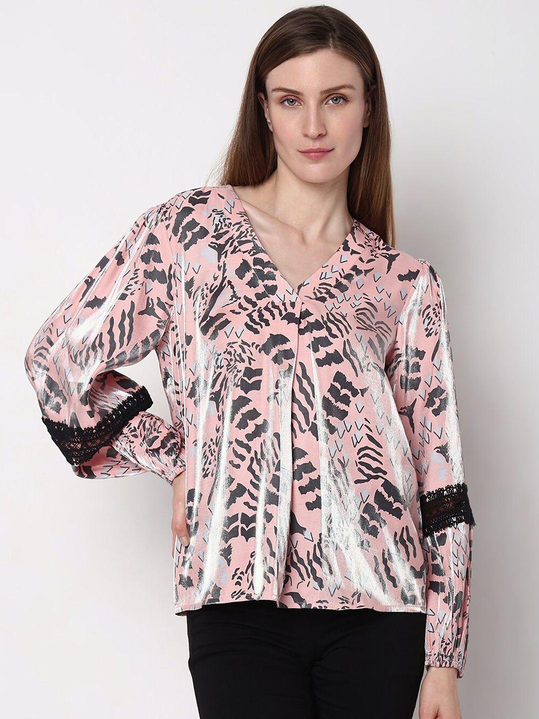 vero moda abstract printed v-neck puff sleeve top