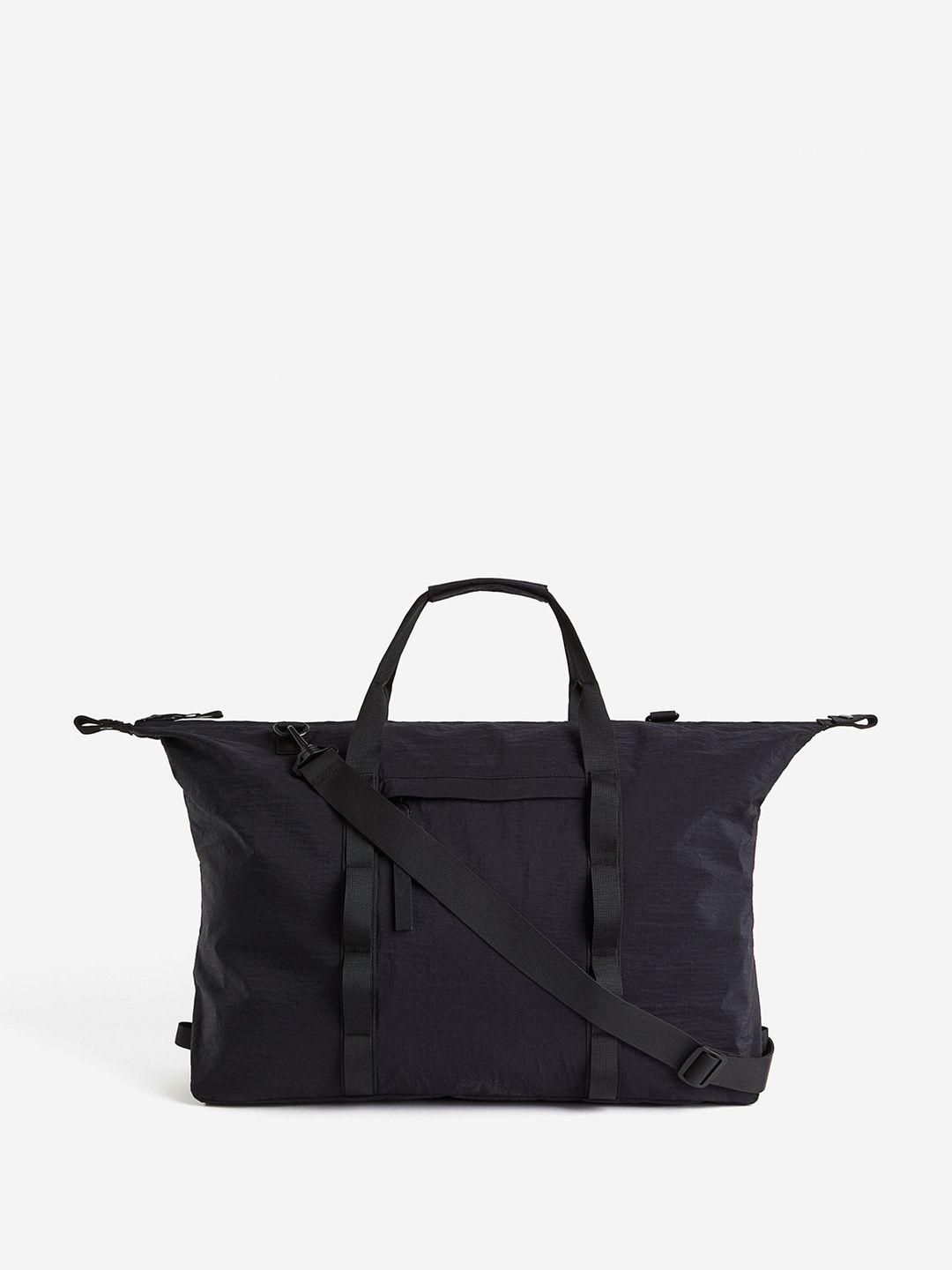 h&m water-repellent sports bag