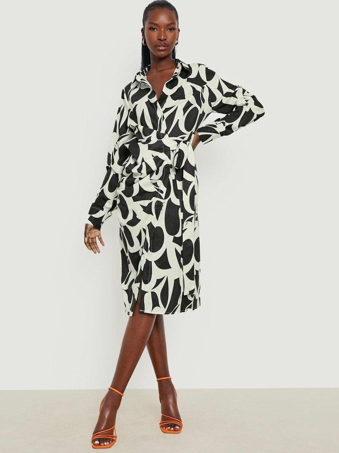 boohoo abstract printed wrap midi dress