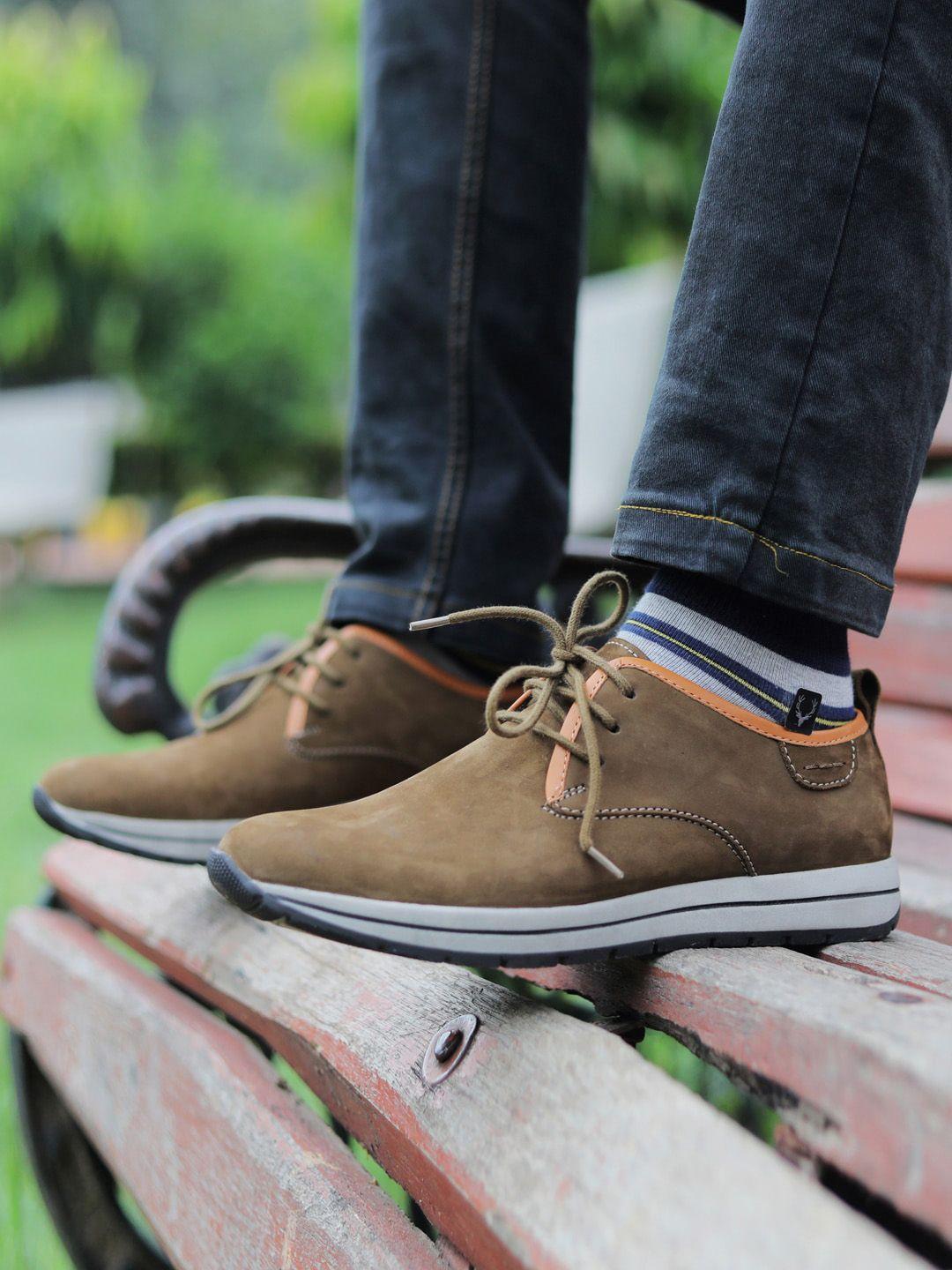 lefore men leather contrast sole sneakers