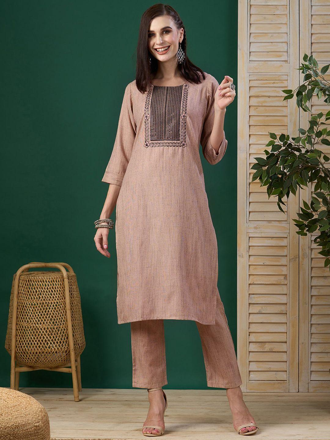 zola ethnic motifs yoke design regular thread work kurta with trousers