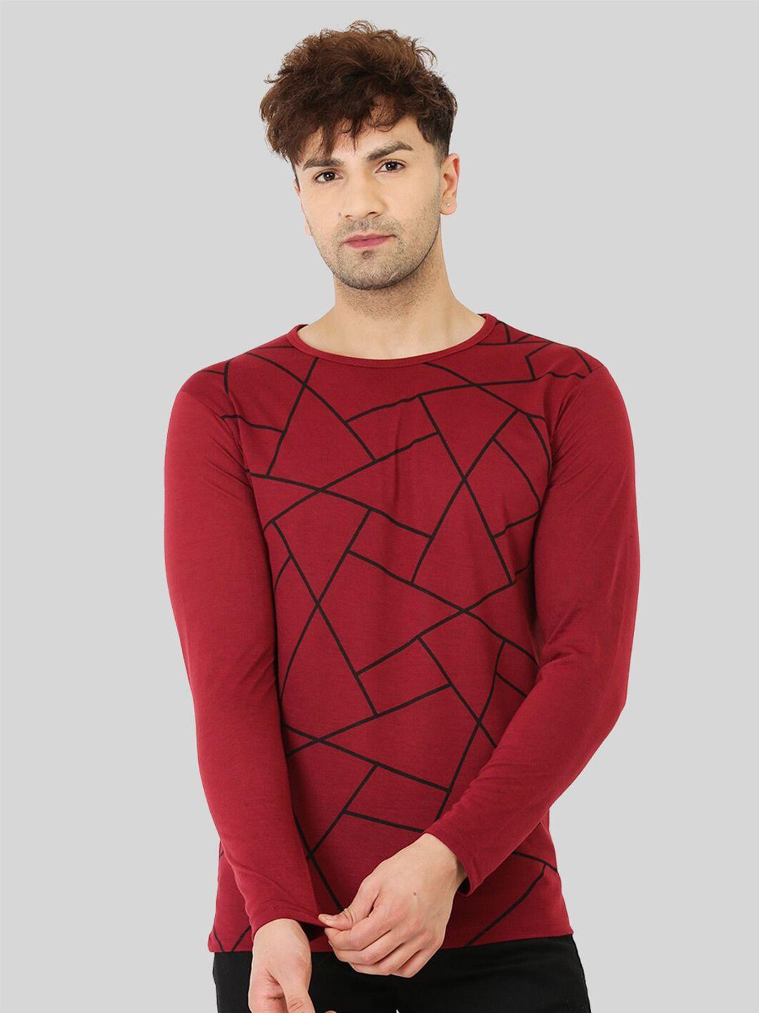 leotude men maroon printed extended sleeves raw edge t-shirt