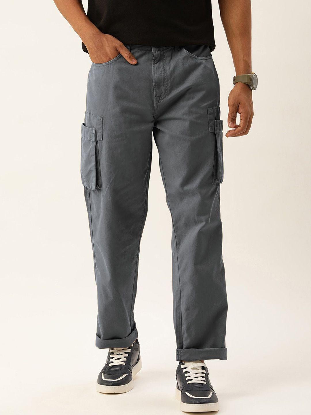 bene kleed men straight fit mid-rise cotton cargos trousers