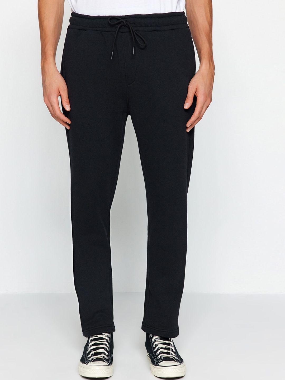 trendyol men mid rise plain regular trousers