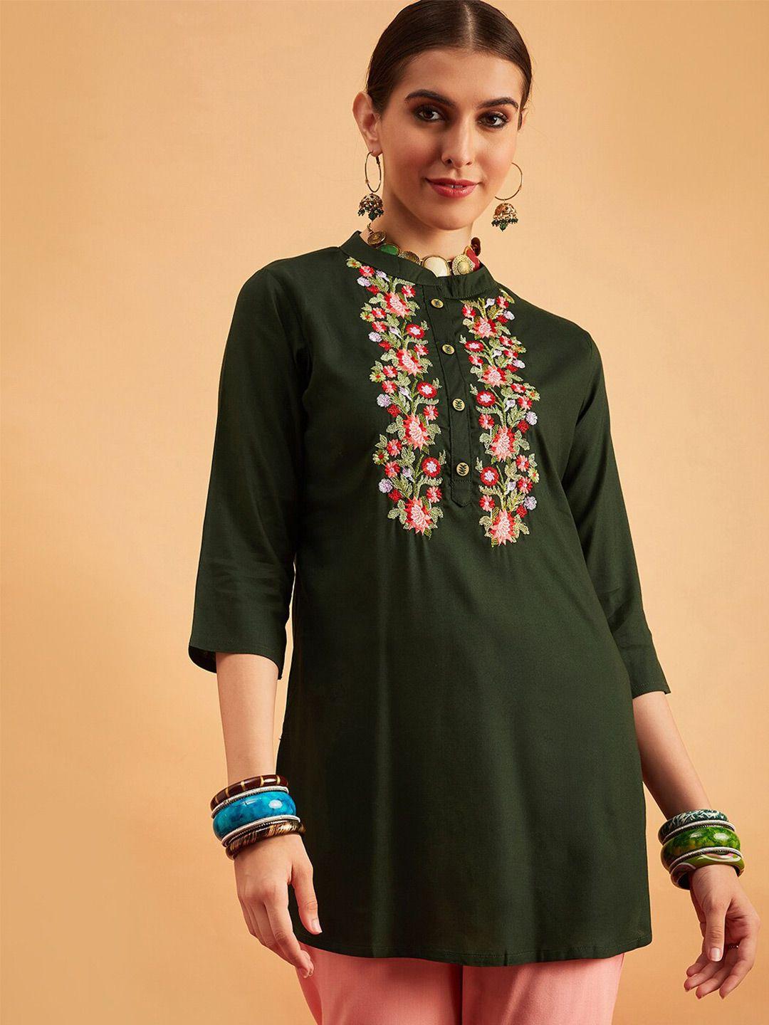 sangria floral yoke deisgn thread work straight kurti