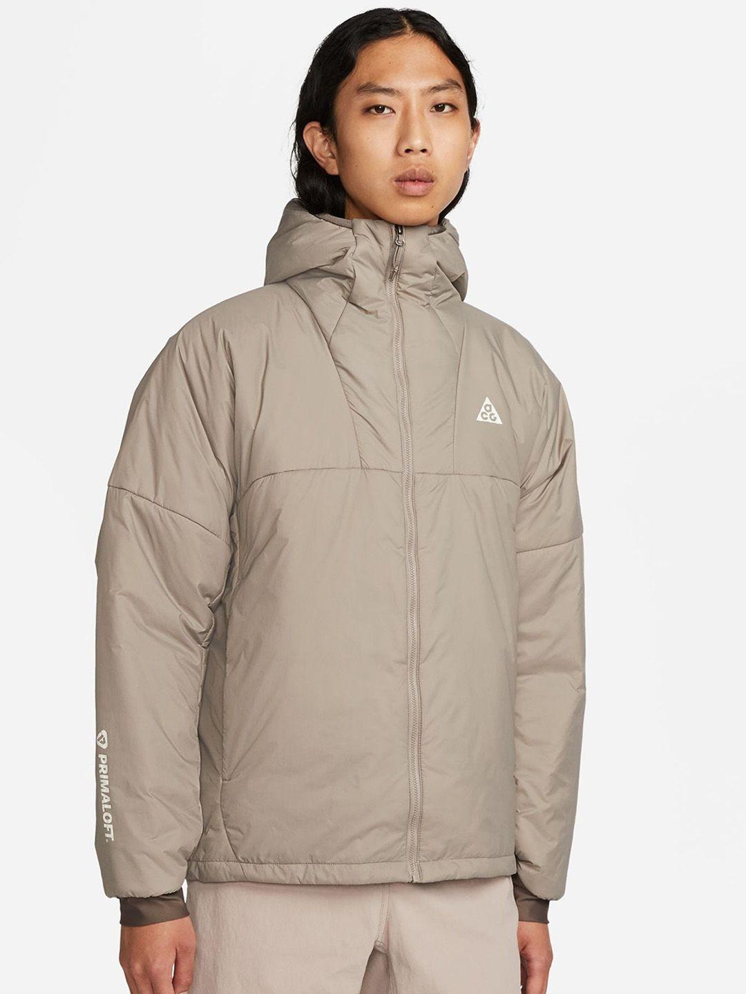 nike full-zip sporty jacket