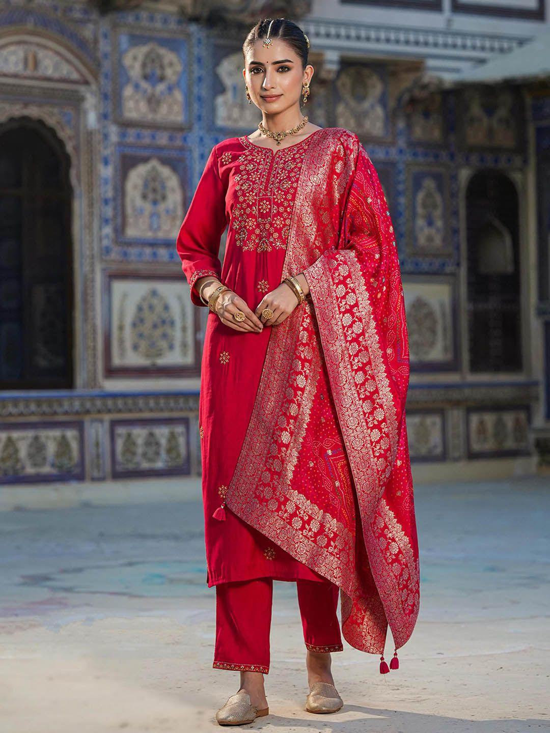 scakhi floral embroidered v-neck straight kurta & trouser with dupatta