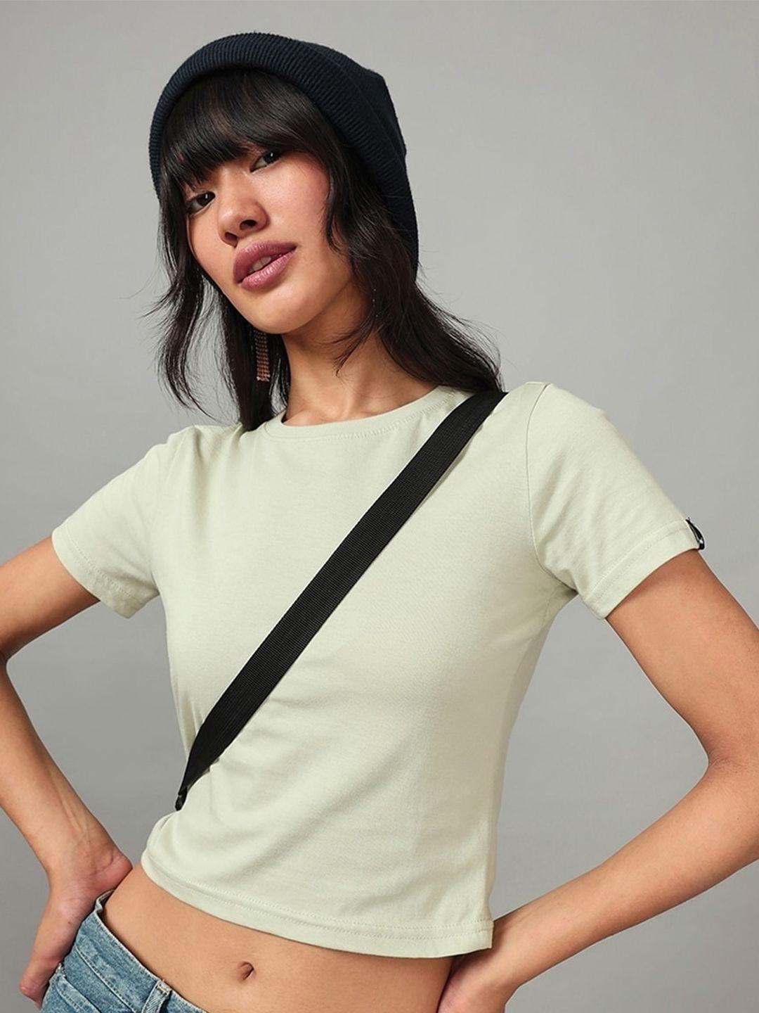 bewakoof round neck cropped cotton top