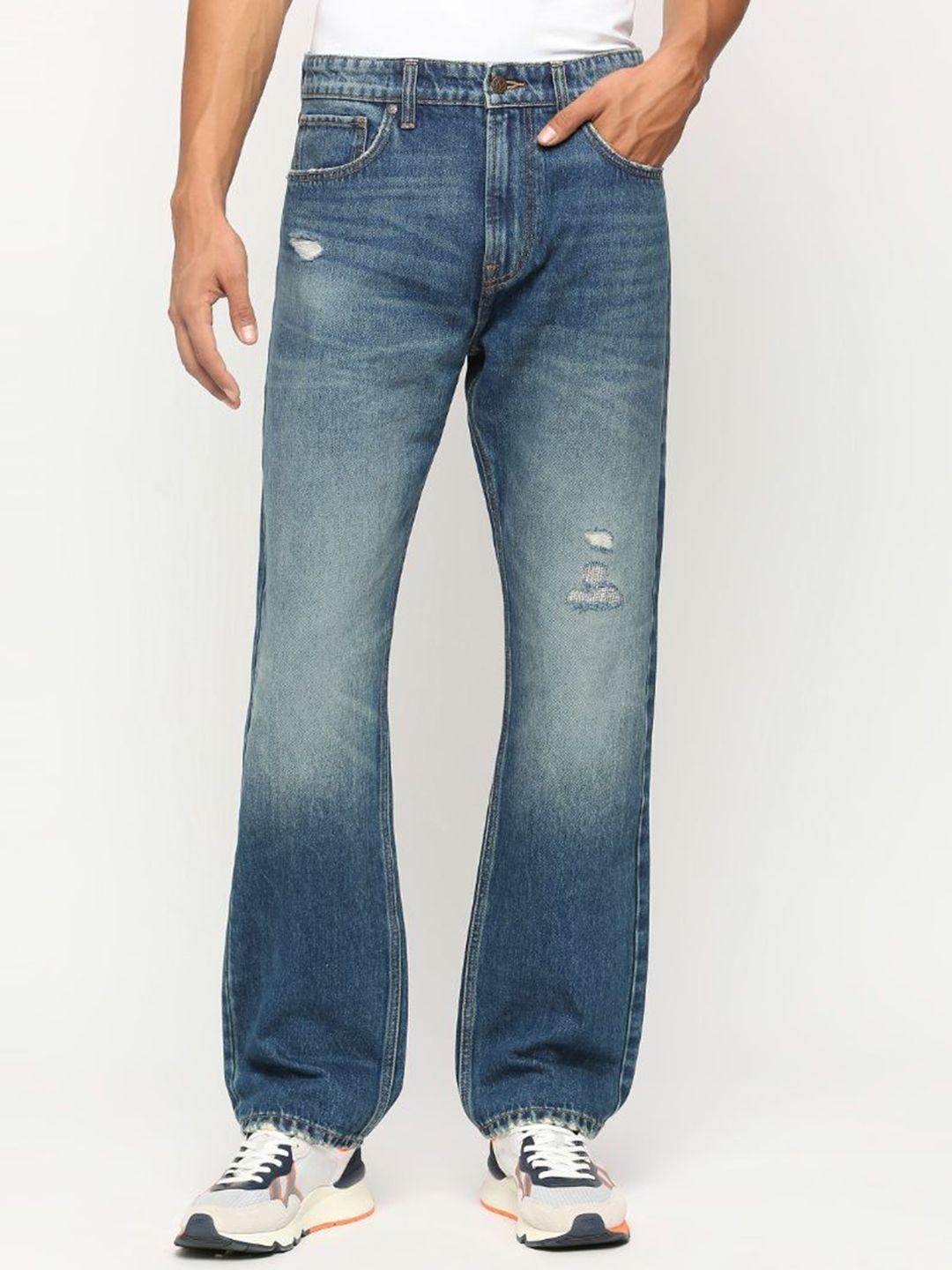 pepe jeans men low distress whiskers & chevrons light fade cotton jeans