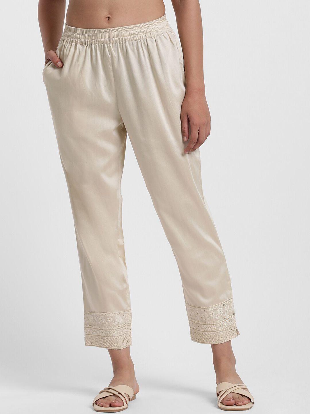 styli women classic mid-rise flat-front trousers