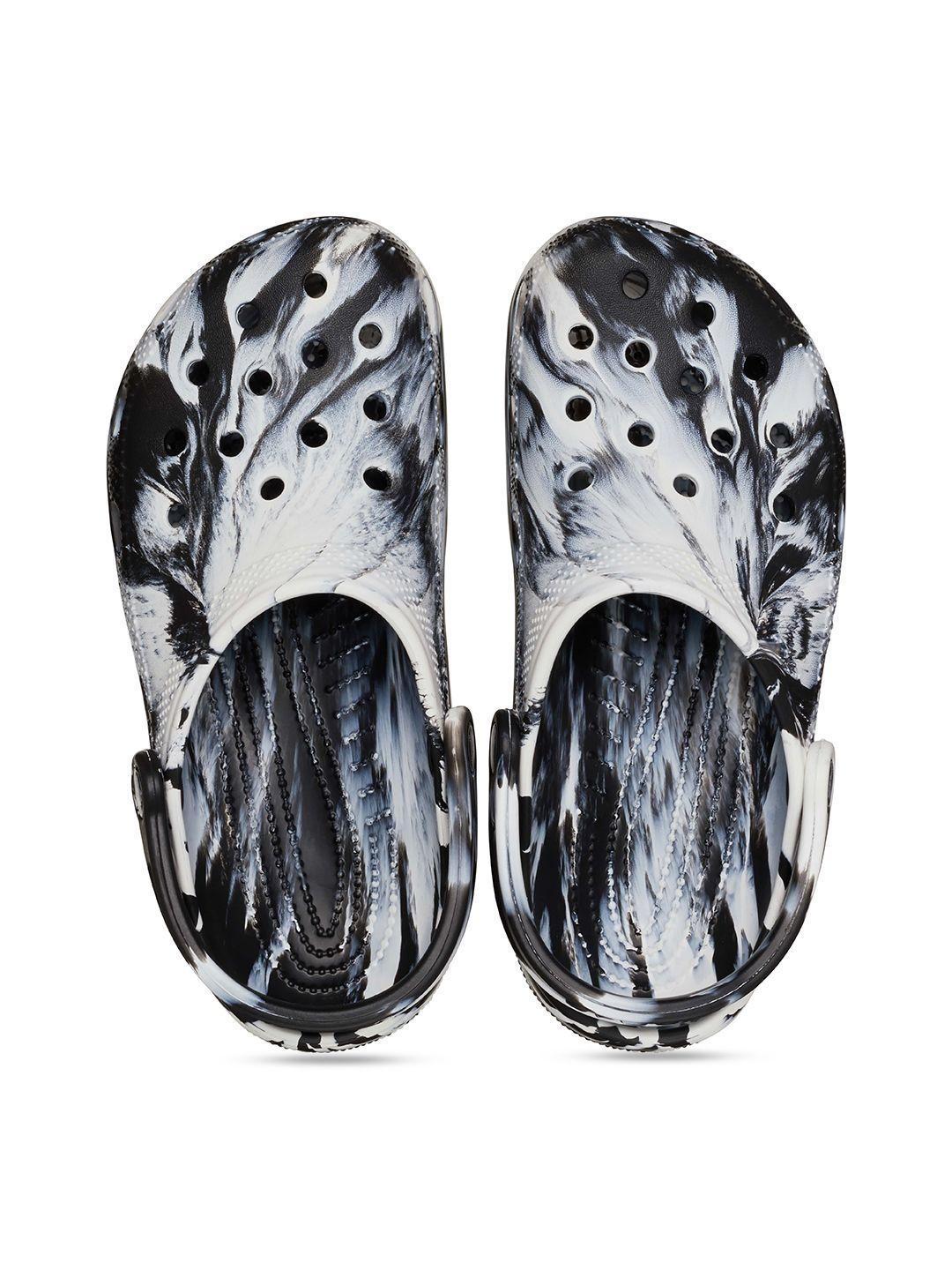 crocs unisex printed croslite clogs