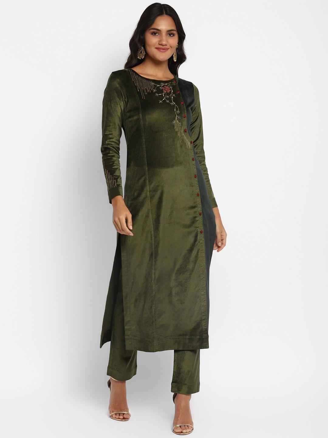 stado floral embroidered velvet kurta with trousers