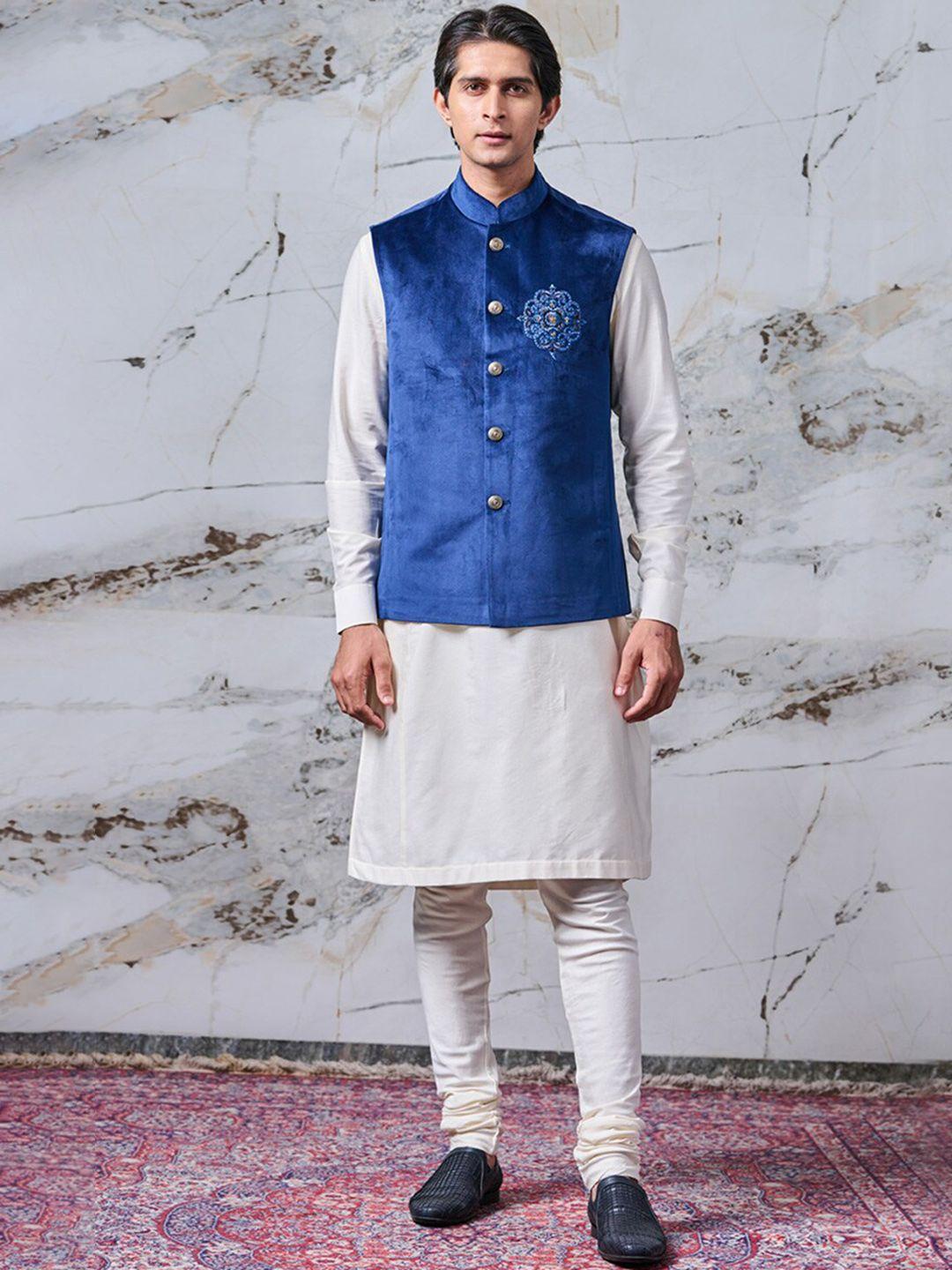 tasva regular kurta & churidar with nehru jacket