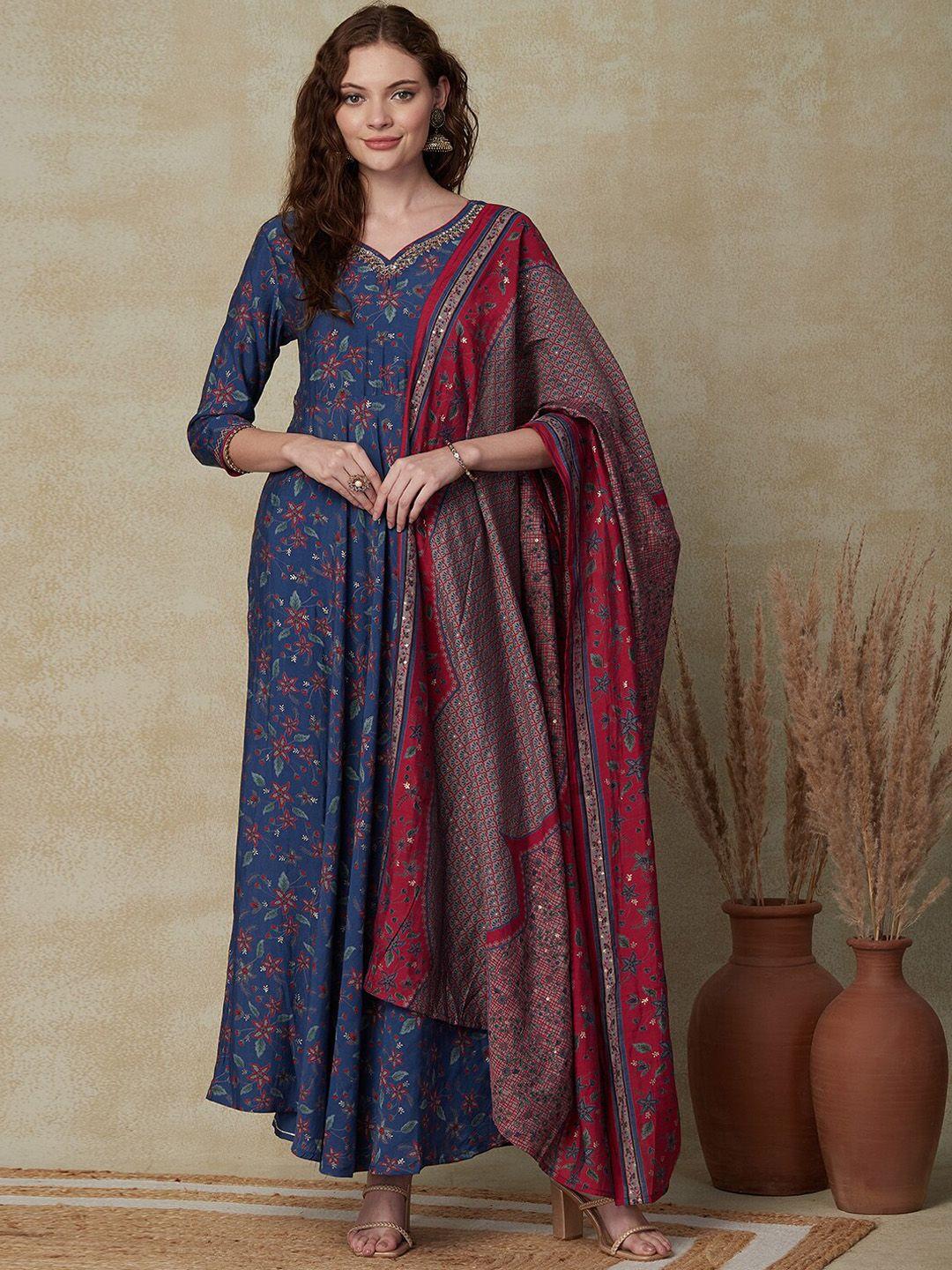 fashor floral printed v-neck thread work detail a-line kurta & palazzos with dupatta