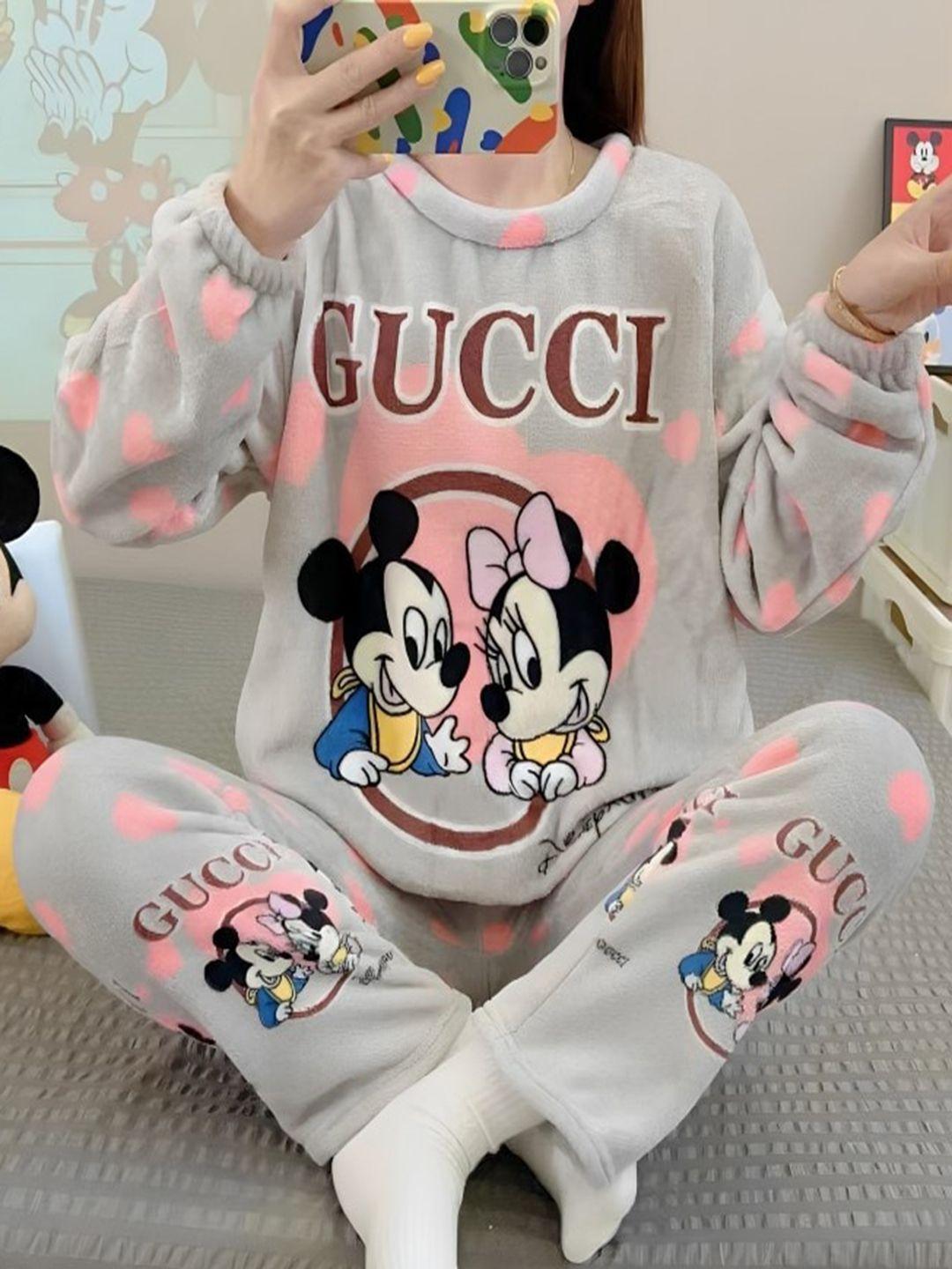 lugo mickey & minnie printed velvet night suit