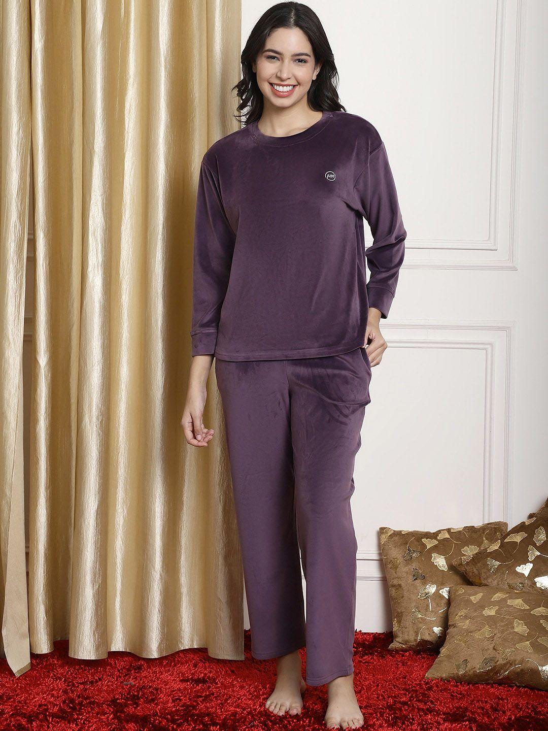 aerowarm round neck long sleeves velvet t-shirt with pyjamas