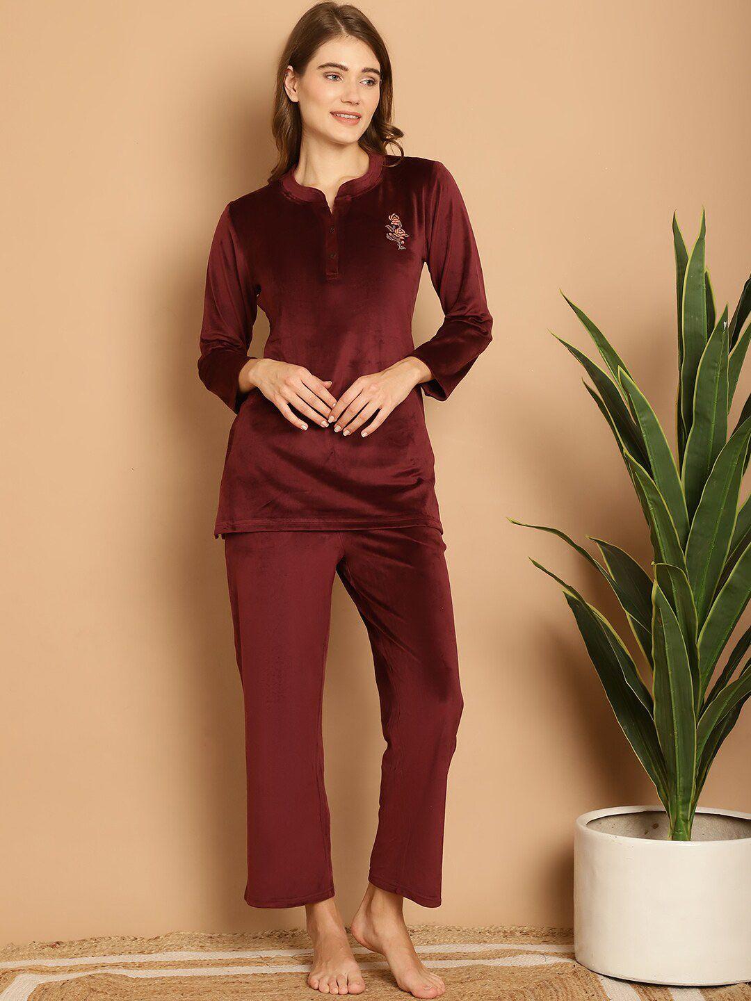 aerowarm mandarin collar long sleeves velvet top with pyjamas