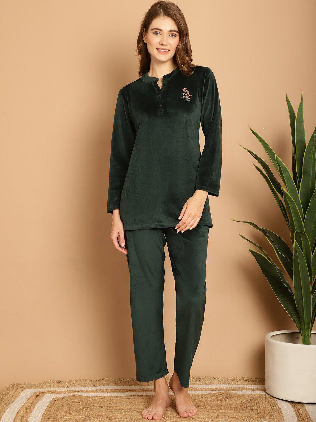 aerowarm mandarin collar long sleeves velvet top & pyjamas