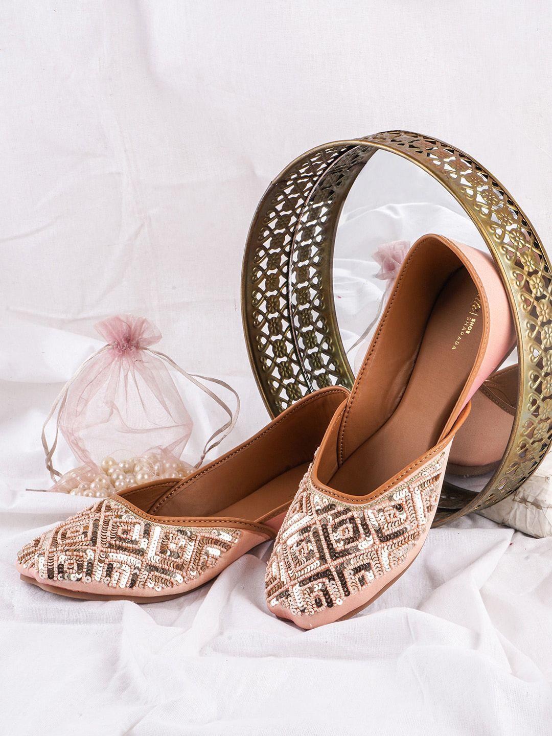 the white pole ethnic embellished square toe mojaris