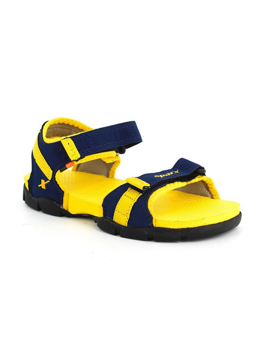 sparx men colourblocked textured sports sandals with velcro closure