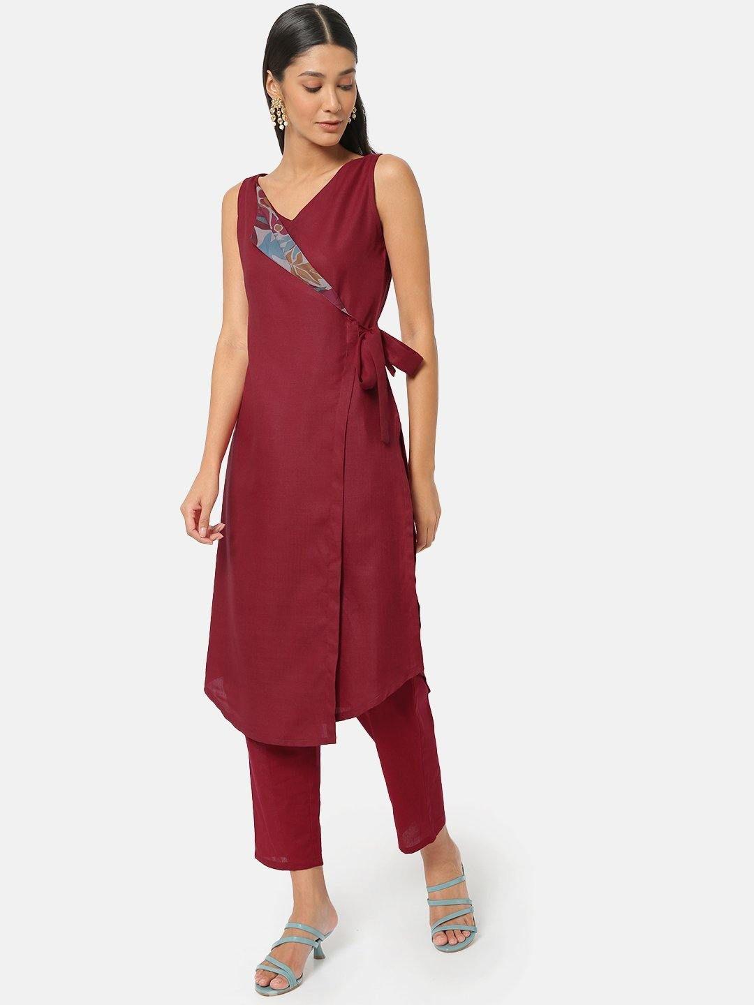 saaki v-neck angrakha a-line kurta with trousers