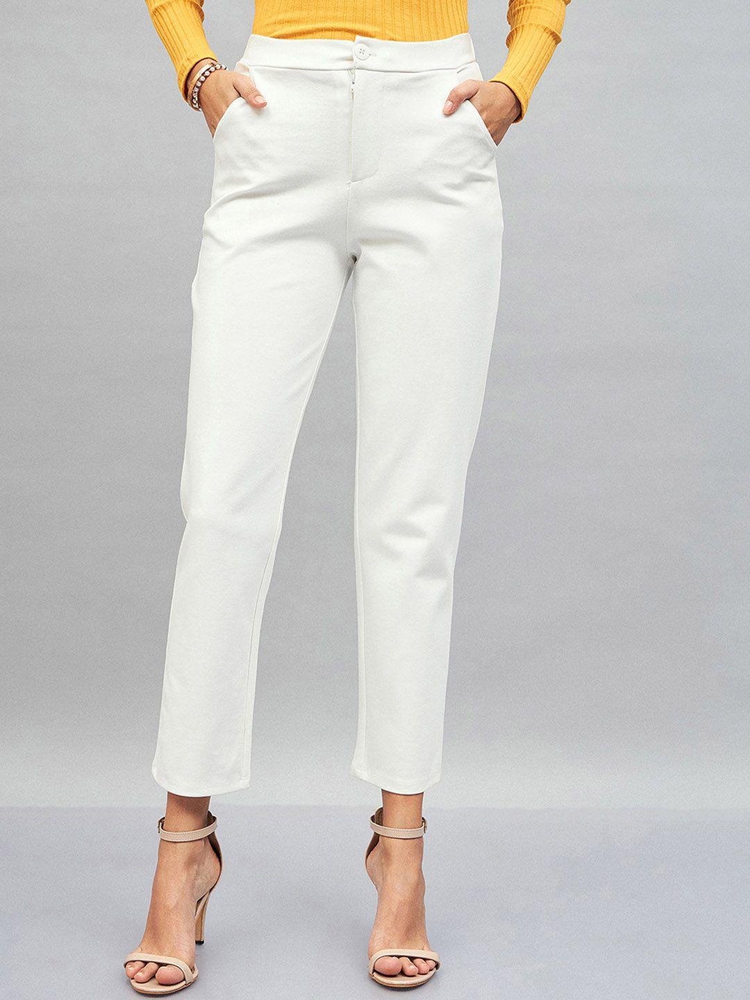 sassafras women mid-rise tapered fit trousers