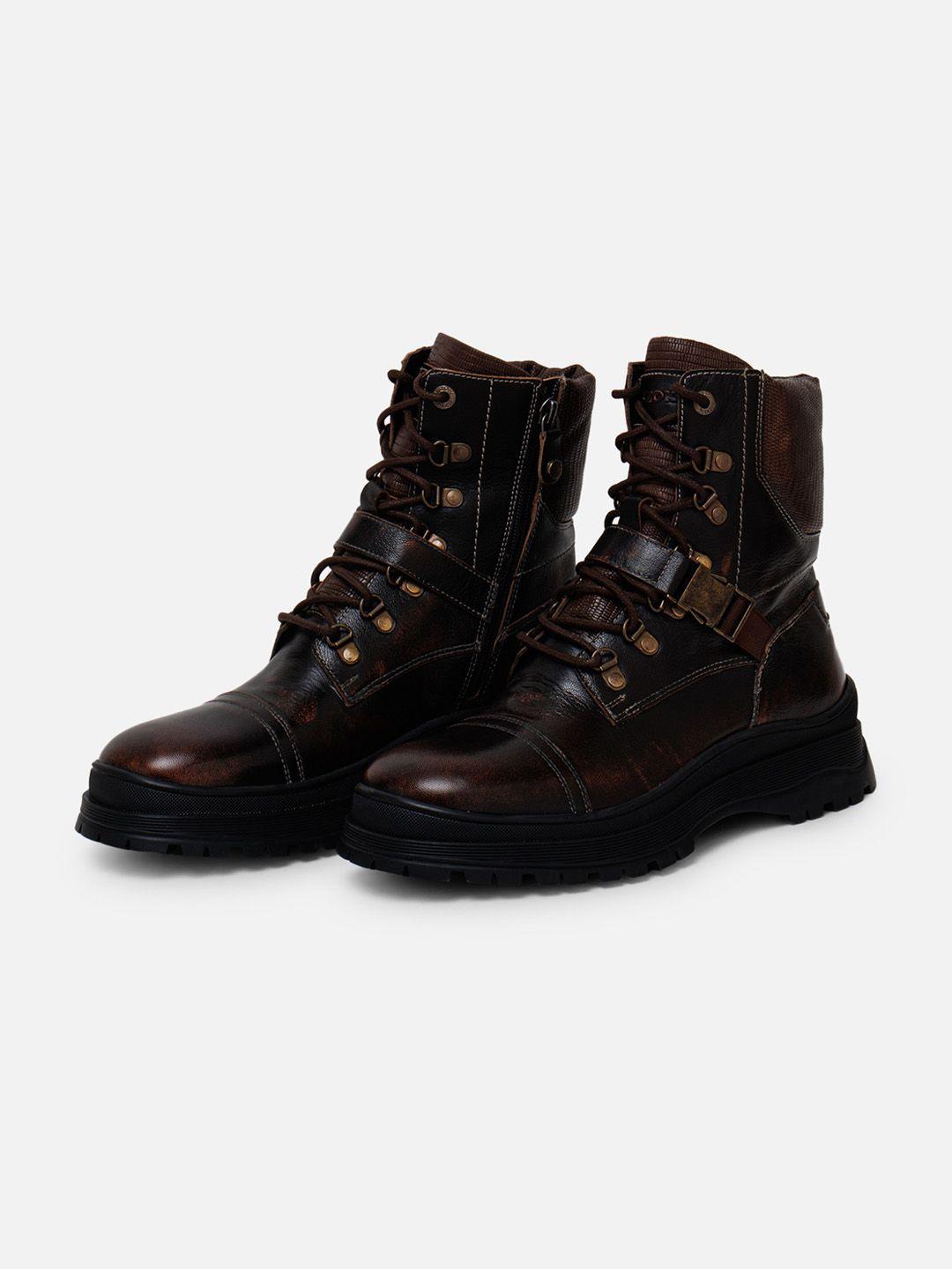 ezok men mid top leather regular boots with buckle detail