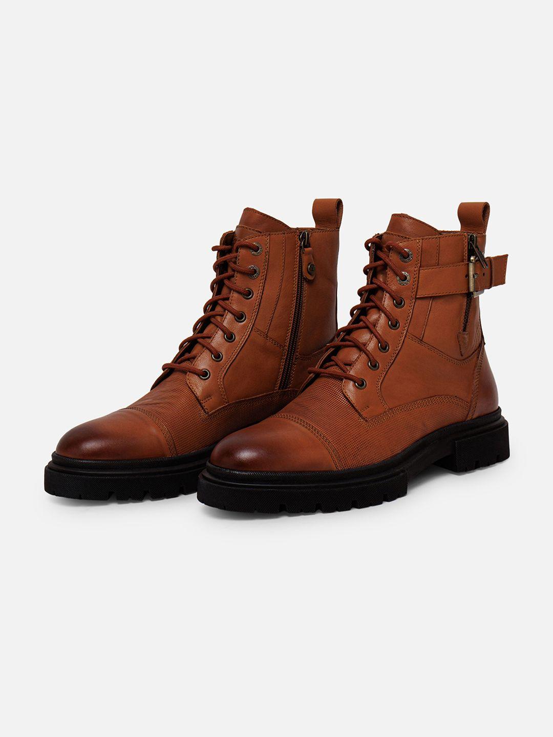 ezok men mid top leather regular boots with buckle detail