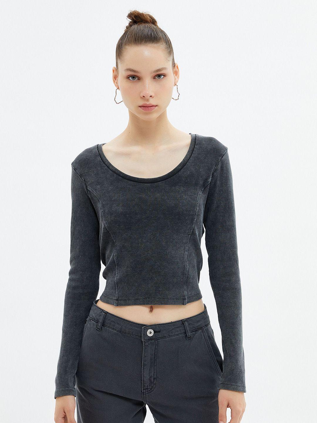 koton scoop neck crop t-shirt