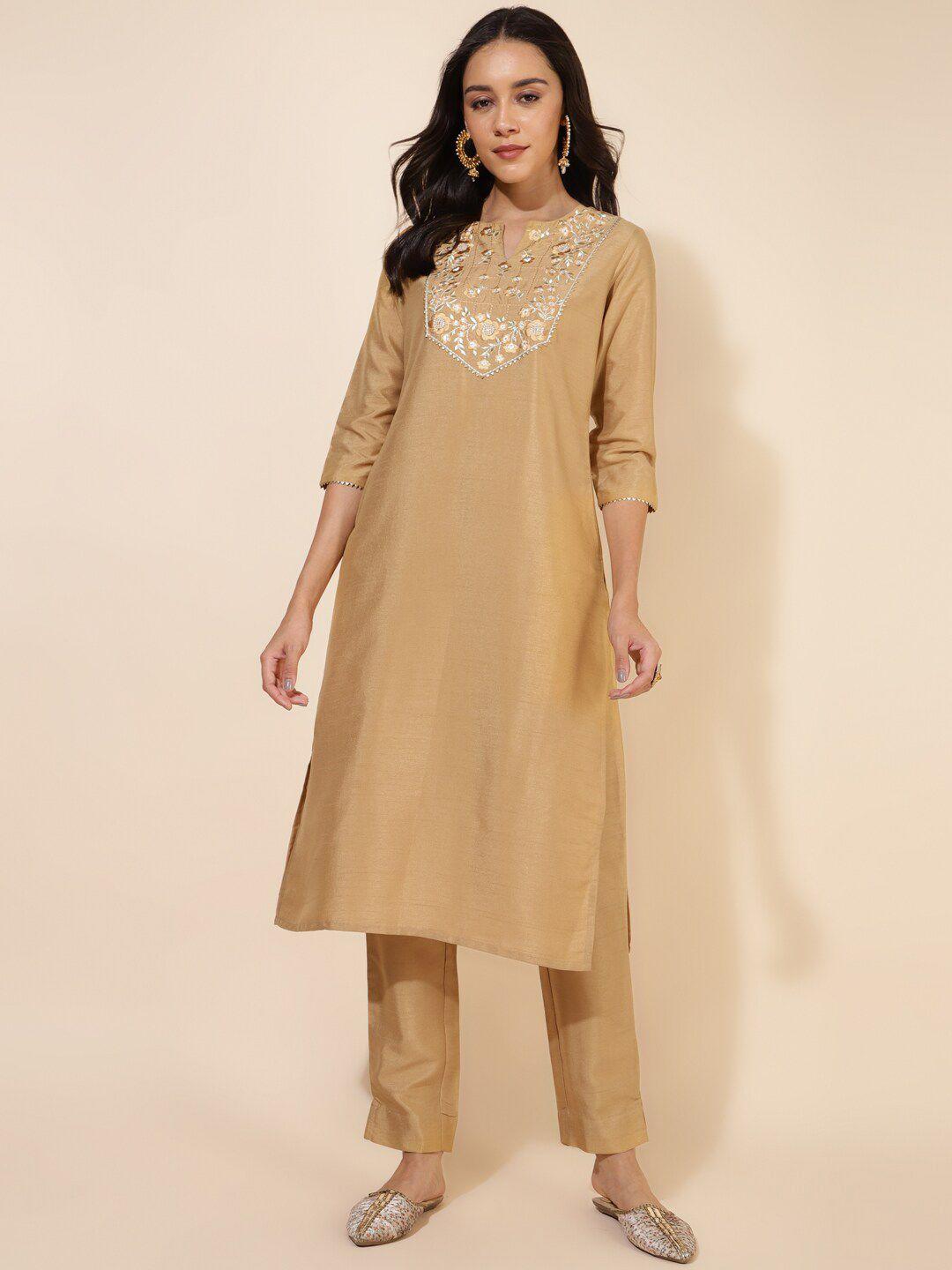 janasya  floral yoke designed regular thread work kurta with trousers