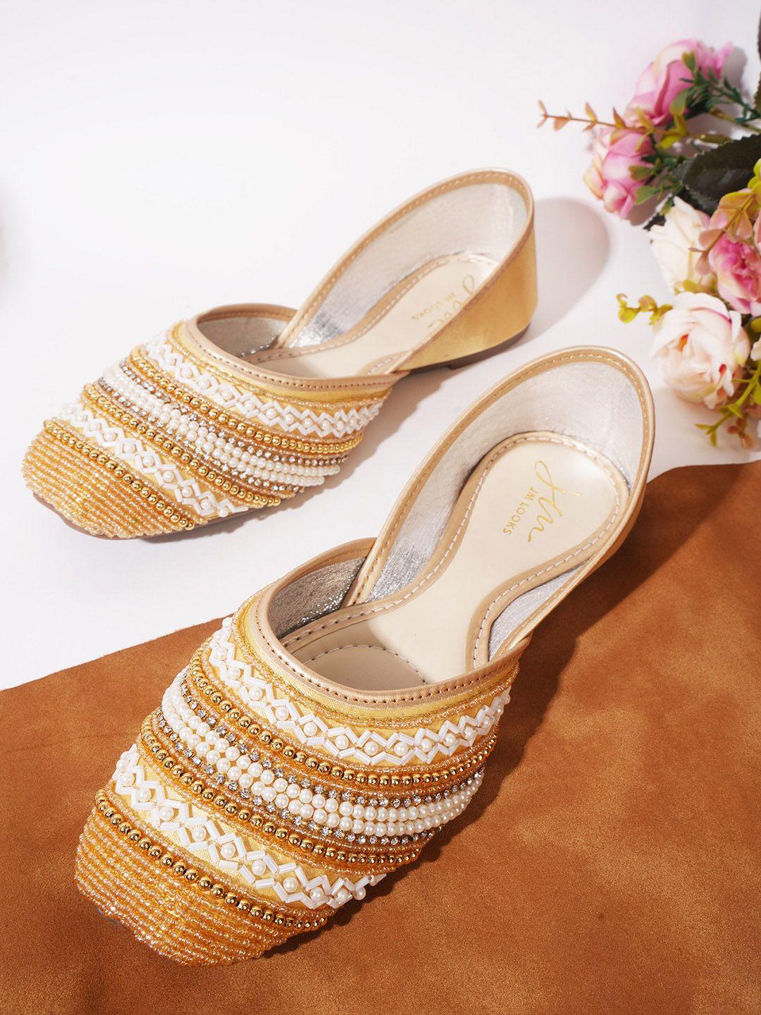 jm looks ethnic embellished square toe mojaris