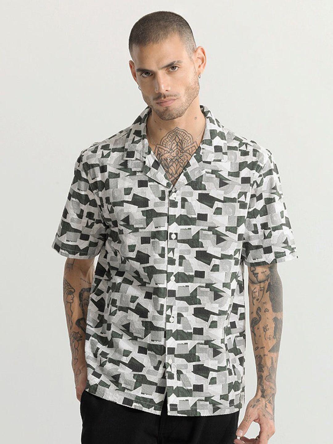 snitch green & white classic boxy abstract printed cotton casual shirt