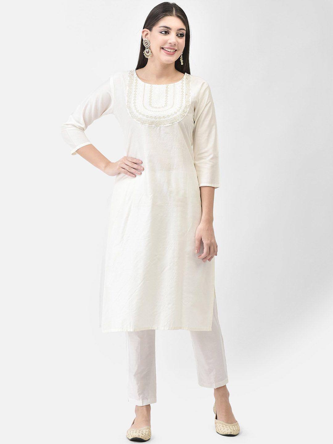 span women white kurta