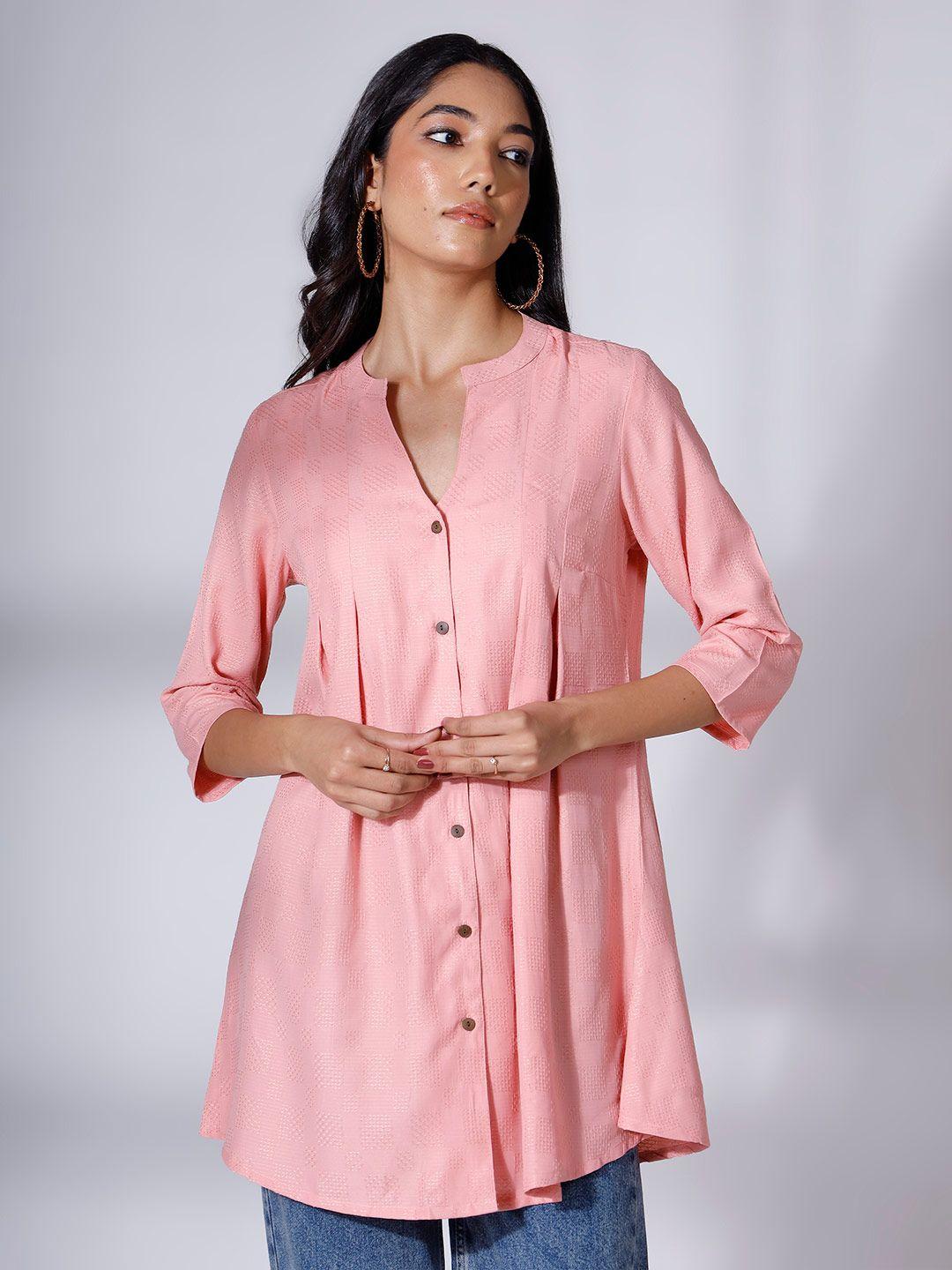 soan peach-coloured kurti