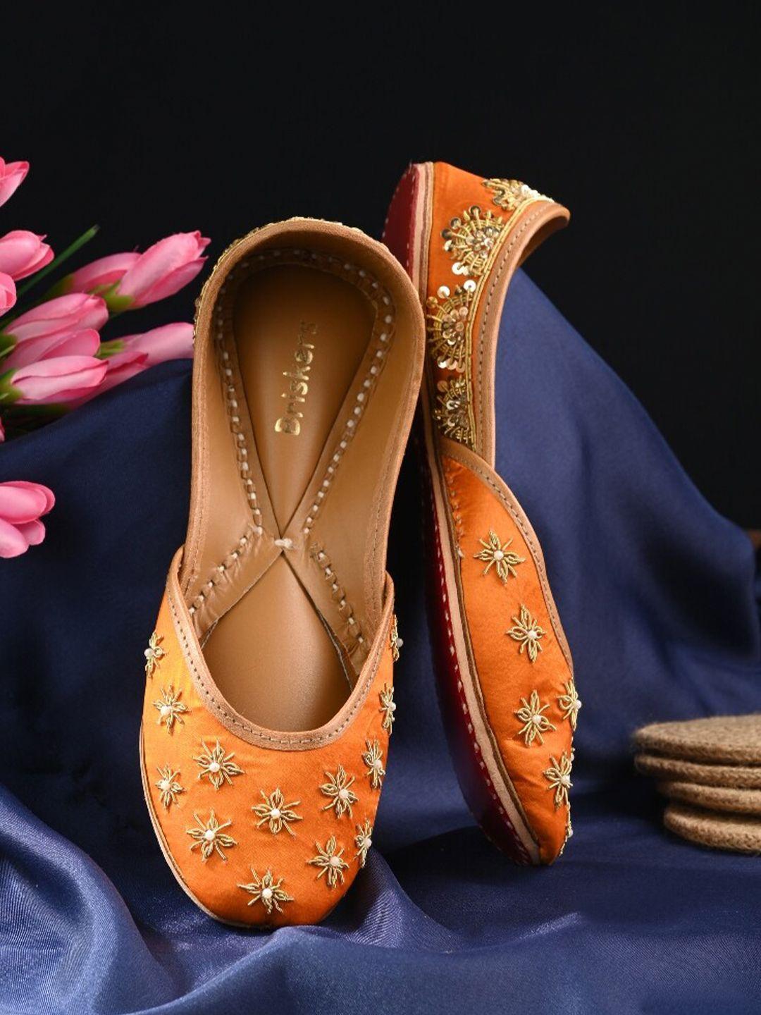 briskers embellished round toe mojaris