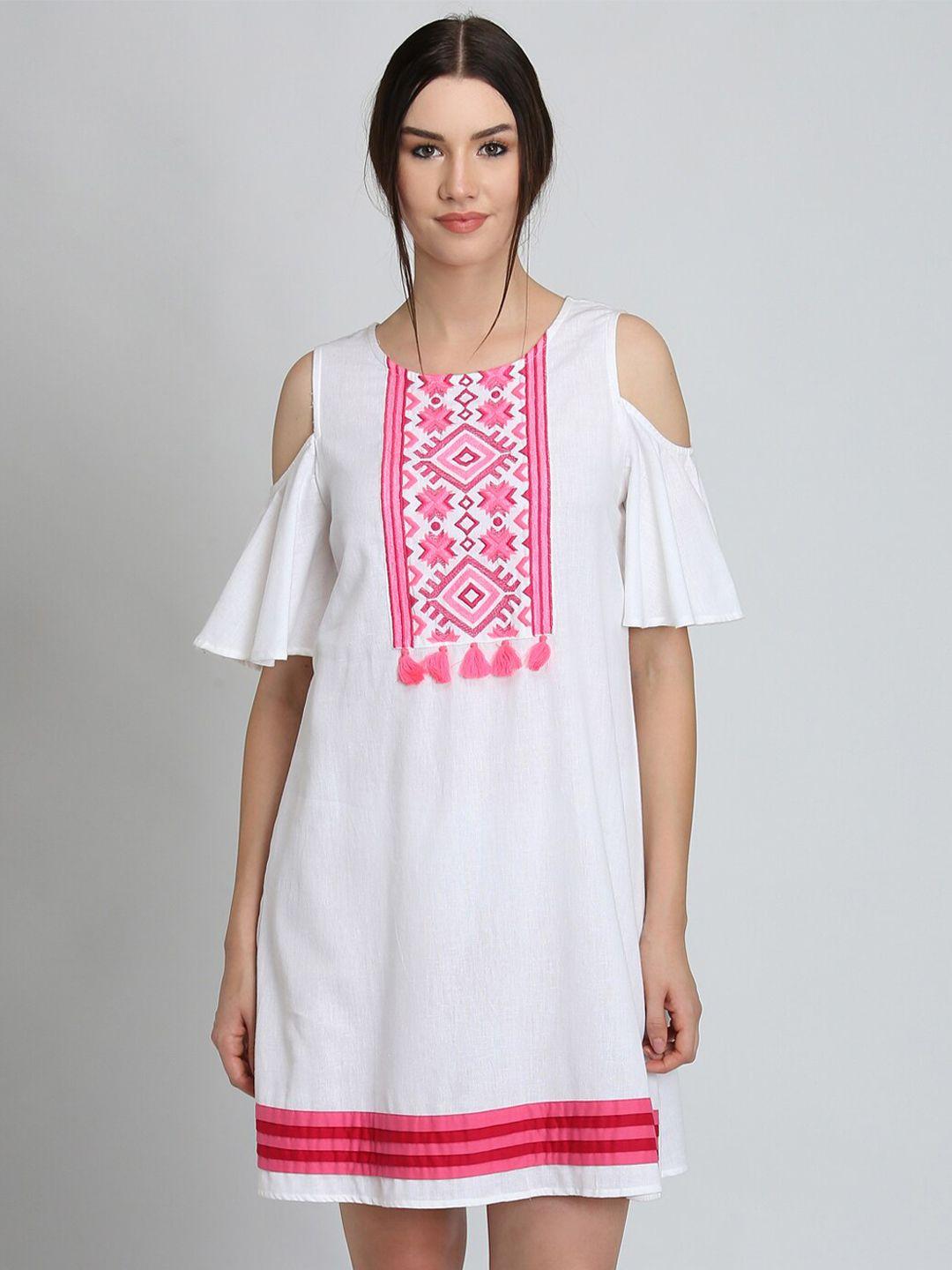 dodo & moa ethnic motif printed cold-shoulder sleeves thread work dress