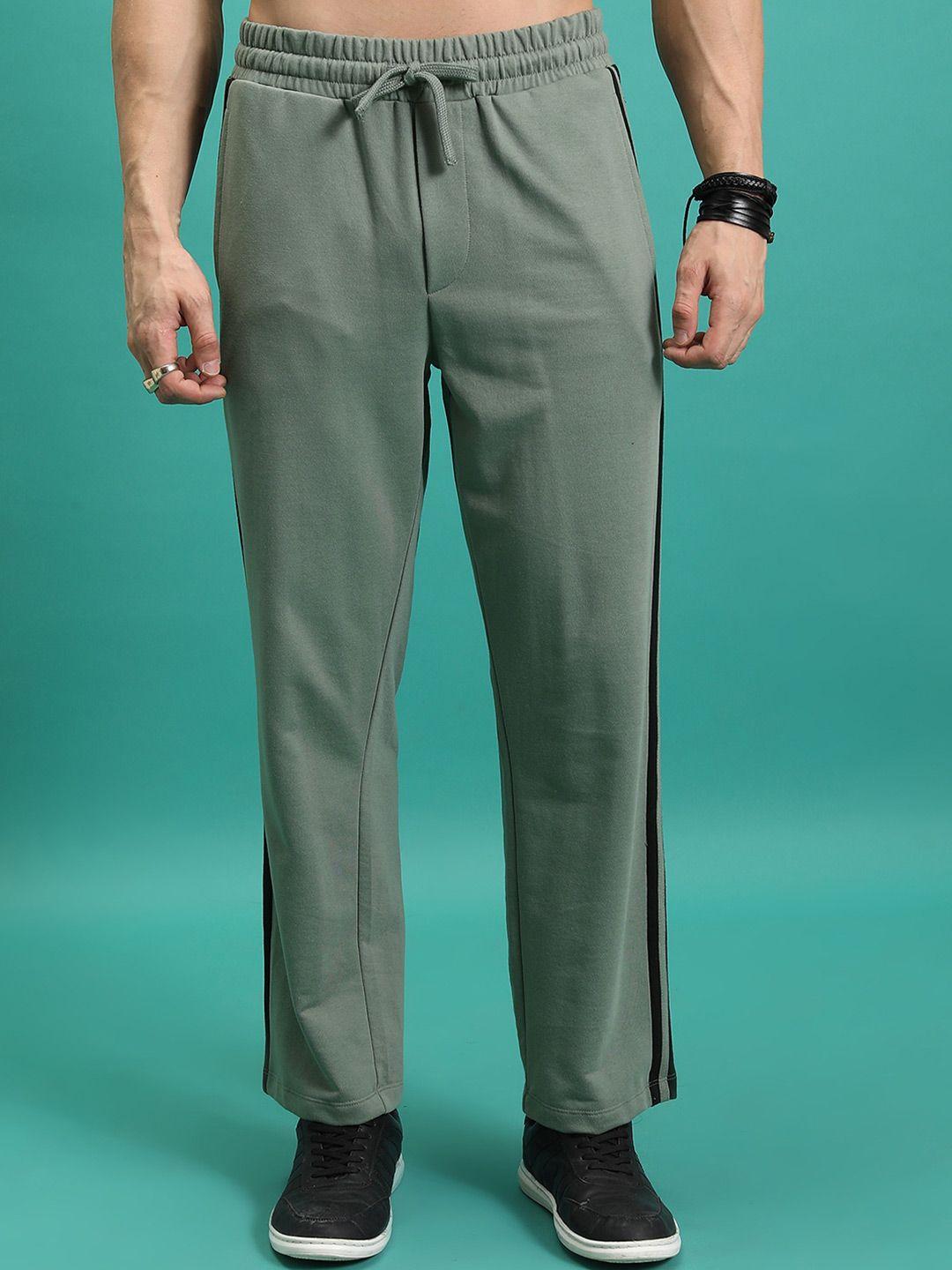 highlander men green relaxed fit track pants