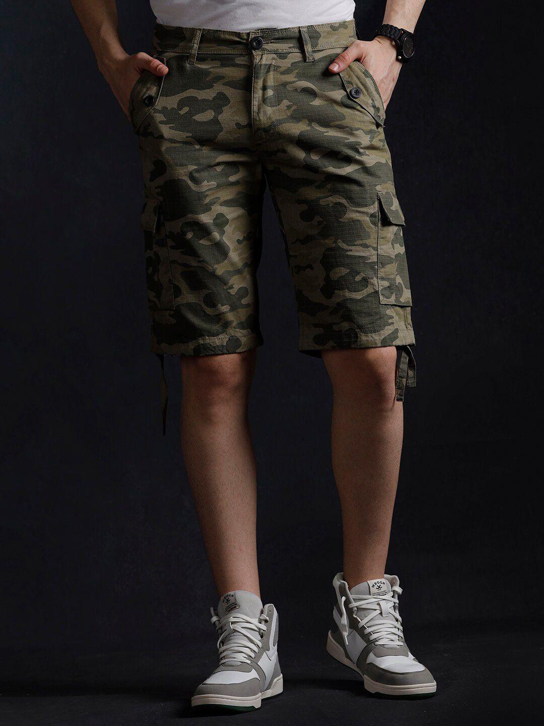 wrogn men camouflage printed slim fit cotton cargo shorts