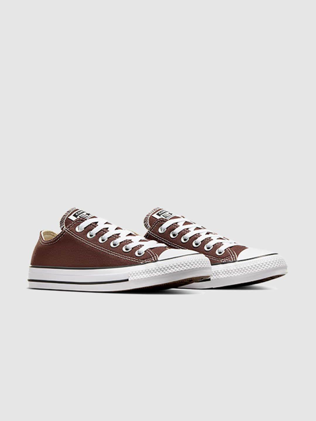 converse unisex round toe canvas sneakers