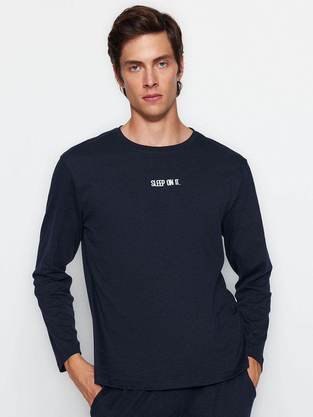 trendyol round neck long sleeves t-shirt & pyjama