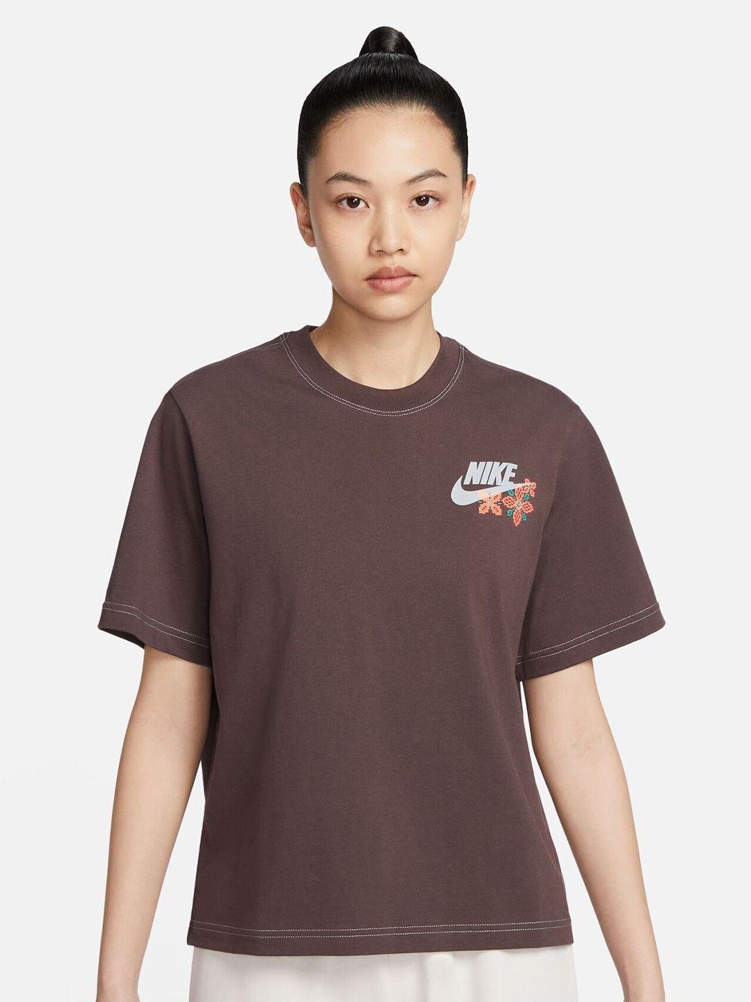 nike sportswear round neck cotton boxy t-shirt