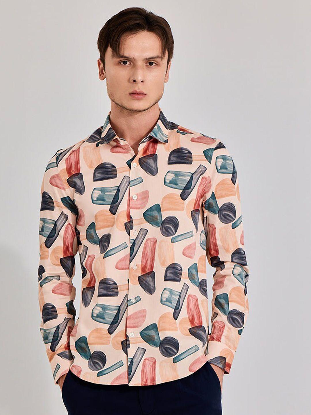 snitch peach coloured classic slim fit geometric printed casual shirt