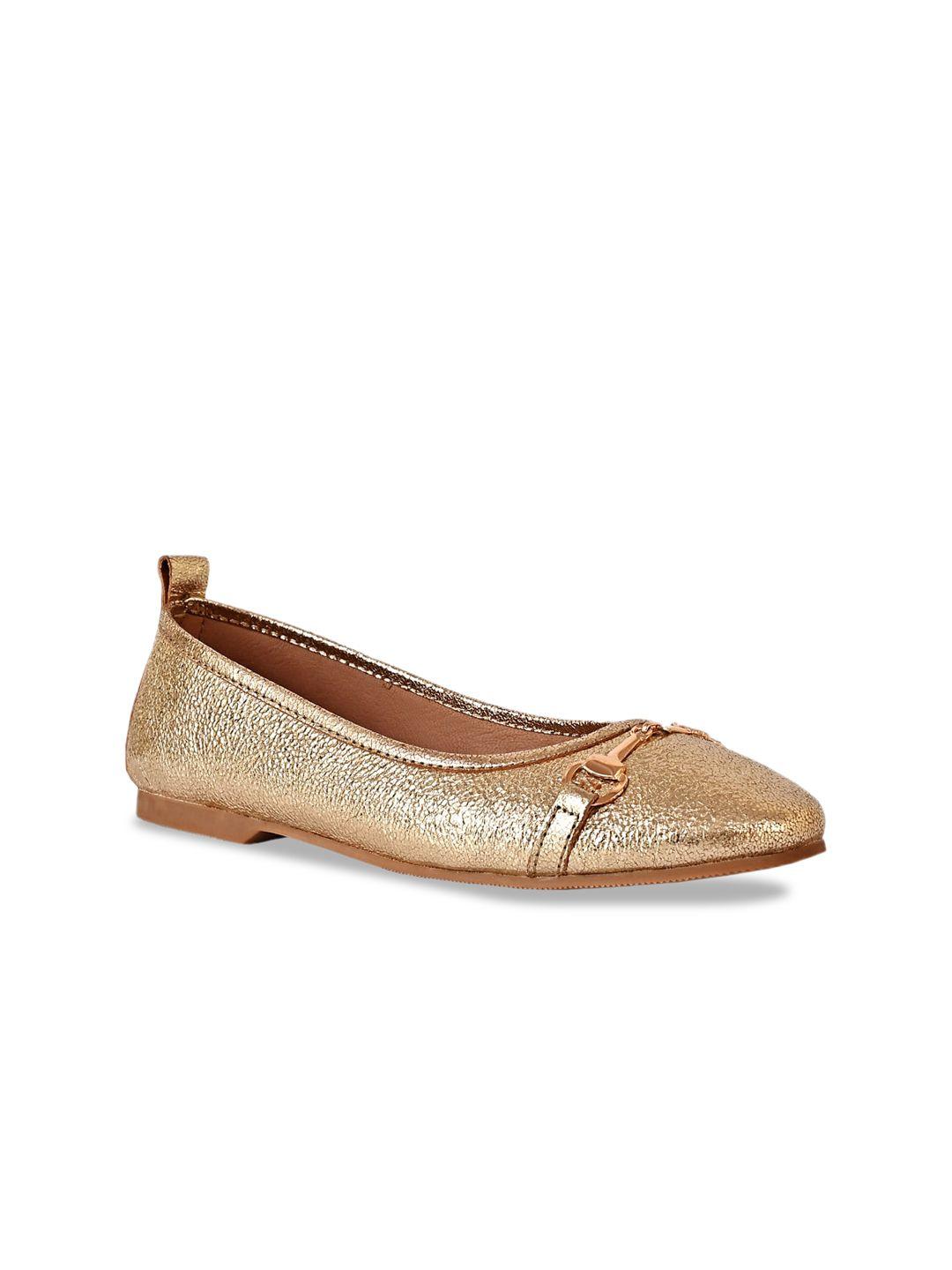 eske women ballerinas with laser cuts flats