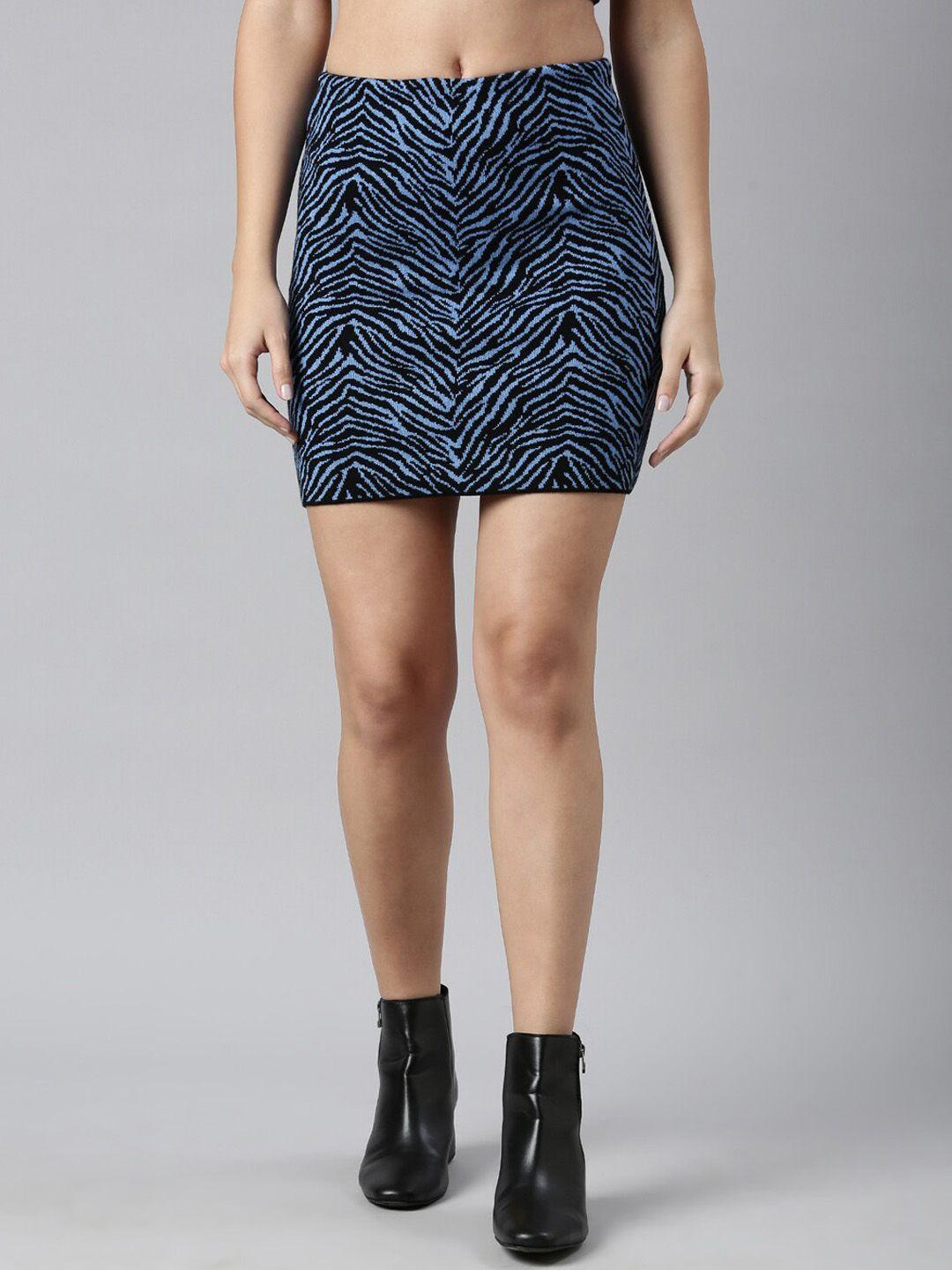 showoff abstract printed mini skirts