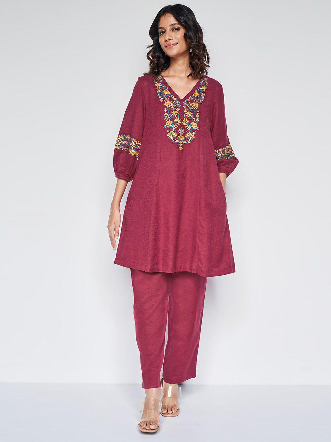 global desi floral embroidered kurti with trousers & embroidered