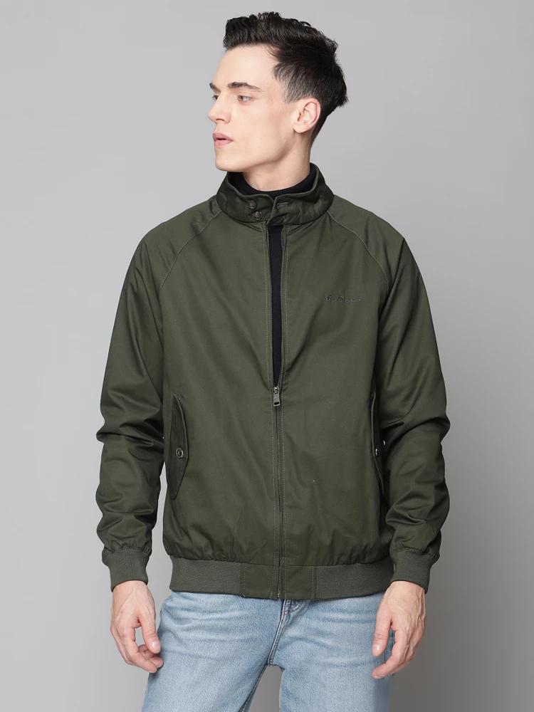 green solid high neck jacket